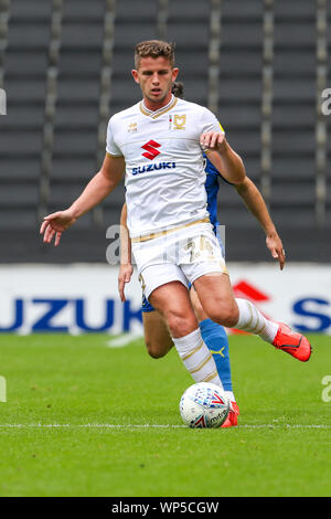 Milton Keynes, Royaume-Uni. Sep 7, 2019. MK Dons Jordanie Houghton pendant le match de Ligue 1 pari du ciel entre MK Dons et l'AFC Wimbledon à Stade MK, Milton Keynes le samedi 7 septembre 2019. (Crédit : John Cripps | MI News) usage éditorial uniquement, licence requise pour un usage commercial. Photographie peut uniquement être utilisé pour les journaux et/ou magazines des fins éditoriales Crédit : MI News & Sport /Alamy Live News Banque D'Images