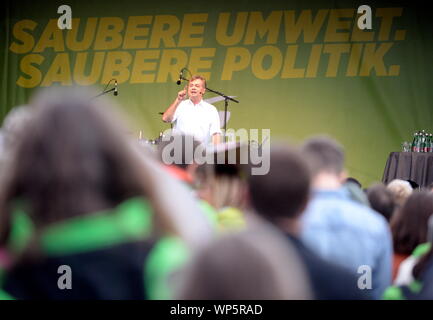 Vienne, Autriche, 07th Nov, 2019. Les Verts autrichiens commencent par le premier candidat Werner Kogler dans la campagne électorale pour les élections du Conseil National en 2019. Credit : Franz Perc / Alamy Live News Banque D'Images