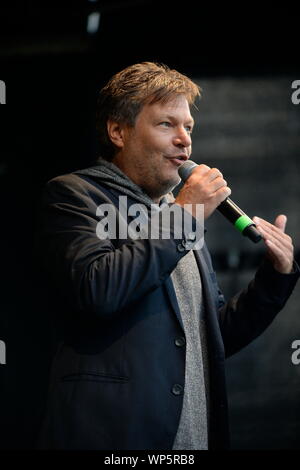 Vienne, Autriche, 07th Nov, 2019. Les Verts autrichiens commencent par la chef du Parti Vert allemand Robert Habeck en tant qu'invité dans la campagne électorale pour l'élection du Conseil National en 2019. Credit : Franz Perc / Alamy Live News Banque D'Images