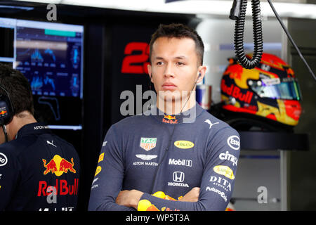 Monza, Italie. Sep 7, 2019. Formula 1 Grand Prix d'Italie - séance de qualifications. Monza, Italie. 7 Septembre 2019.La Formule 1 Grand Prix d'Italie - séance de qualifications. Alexander Albon de Red Bull au cours de la Honda F1 Grand Prix d'Italie Crédit : Marco Canoniero/Alamy Live News Banque D'Images