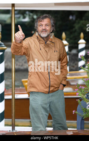 Venise, Italie. 06 Sep, 2019. Emir Kusturica arrivant à l'embarcadère de l'Hôtel Excelsior à la Biennale de Venise 2019/76ème Festival International du Film de Venise. Venise, 06.09.2019 | Conditions de crédit dans le monde entier : dpa/Alamy Live News Banque D'Images