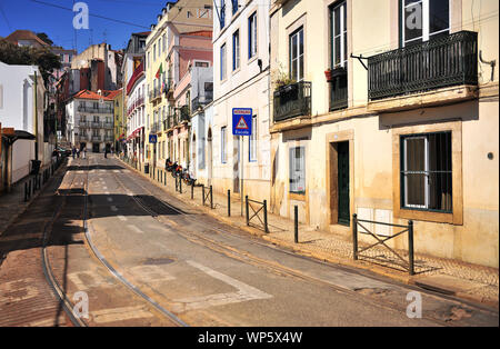 Lisbonne, Portugal - 16 mars : La vue de la rue à Alfama, Lisbonne. Banque D'Images