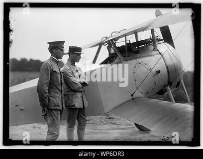 LANGLEY FIELD, VA. Avion NIEUPORT FRANÇAIS, type 17, AVEC LE CAPT. J.C. BARTOLF ET LT. E. LeMAITRE Banque D'Images