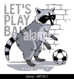 Le Raton laveur jouant au football ou soccer ball et le slogan de typographie pour enfant t-shirt design. Enfant graphic tee. Vecteurs Illustration de Vecteur