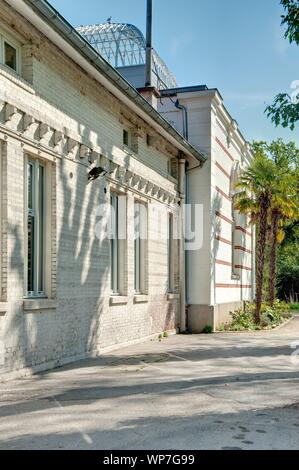 Paris, Nogent-sur-Marne, Bois de Vincennes, le Jardin d'agronomie tropicale, Pavillon Indochine von Banque D'Images