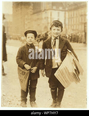 Gauche : Tony, Tomasula (voir 1200) droite : Morris relieur, 12 ans, 212, rue de l'Aigle. Banque D'Images