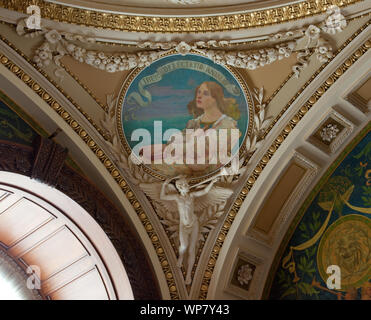 Prix du bibliothécaire. Fresque circulaire en pendentif illustrant les livres, le plaisir de l'âme, par Edward J. Holslag. Bibliothèque du Congrès américain Thomas Jefferson Building, Washington, D.C. Banque D'Images