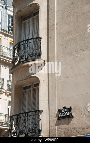 Paris, Architektur, Hector Guimard, Ensemble 17,19,21 rue La Fontaine, 8,10 rue Agar, 43 rue Gros, 1910-1912 Banque D'Images