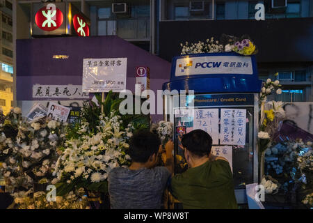 Hong Kong, Chine. 07Th Nov, 2019. Les protestataires rendre hommage aux manifestants qui ont été blessés et arrêtés le 31 juillet, lorsque la police anti-émeute d'assaut à l'intérieur de la station de métro MTR Prince Edward et former causant l'indignation des protecteurs et l'opinion publique.au cours de la manifestation de protestation contre le gouvernement a continué à Hong Kong malgré le retrait de la loi sur l'extradition. Credit : SOPA/Alamy Images Limited Live News Banque D'Images