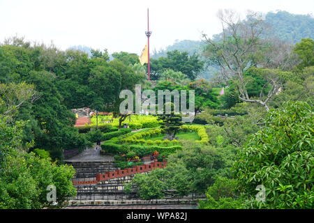 XIAMEN, CHINE -14 JUIN 2019- Vue de la forteresse de Hulishan, un monument classé monument historique avec des canons à Xiamen (Amoy), surplombant le détroit de Taiwan je Banque D'Images