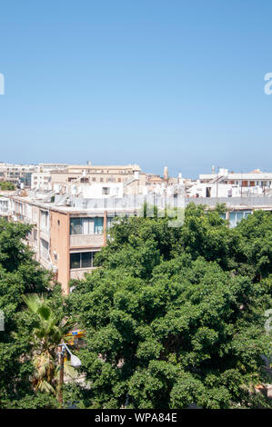 Les toits de Jaffa., Israël. À l'ouest sur le Boulevard Jérusalem Banque D'Images