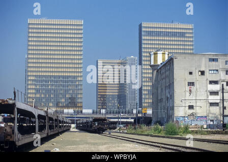 Stadtentwicklungsgebiet Rive Gauche, Paris, Bibliothèque nationale de France, Dominique Perrault, Paris 1995 - Projet de développement de la ville Rive Gauche, B Banque D'Images