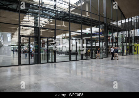 Paris, Halle Freyssinet, Station F Banque D'Images