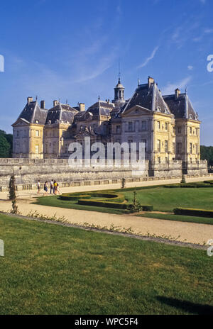 Das Schloss Vaux-le-Vicomte im Französischen Maincy, bei Melun im Département Seine-et-Marne (région Île-de-France) und sein Park wurden in den Jahren Banque D'Images