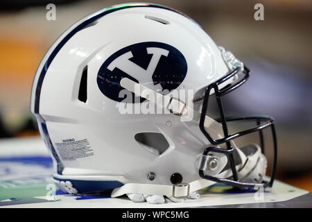 7 septembre 2019 : Brigham Young couguars casque lors d'un match de football de la NCAA entre les bénévoles de l'Université du Tennessee et de l'Université Brigham Young, les couguars de Knoxville, TN/CSM Gangloff Tim Banque D'Images