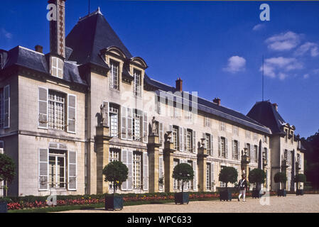 Das Schloss Malmaison à Rueil-Malmaison westlich von Paris résultant de la guerre Napoléon Kaiser von Frau und senneur Joséphine. Kaiserpaar offizie das Während Banque D'Images