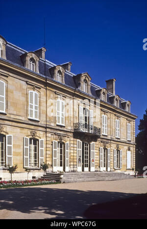 Das Schloss Malmaison à Rueil-Malmaison westlich von Paris résultant de la guerre Napoléon Kaiser von Frau und senneur Joséphine. Kaiserpaar offizie das Während Banque D'Images