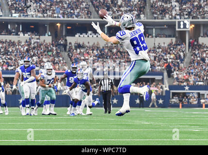 Arlington, Texas, USA. 05Th Sep 2019. Sep 08, 2019 : Dallas Cowboys tight end Blake Jarwin # 89 permet une réception pour une première dans le premier trimestre au cours d'un match de la NFL entre les Giants de New York et les Cowboys de Dallas à AT&T Stadium à Arlington, TX Albert Pena/CSM Crédit : Cal Sport Media/Alamy Live News Banque D'Images