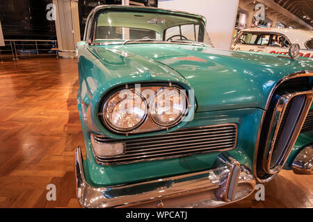 Dearborn, MI, USA - Mars 2019 : La voiture 1958 Edsel Citation présentée dans le Henry Ford Museum of American Innovation. Banque D'Images