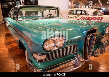 Dearborn, MI, USA - Mars 2019 : La voiture 1958 Edsel Citation présentée dans le Henry Ford Museum of American Innovation. Banque D'Images