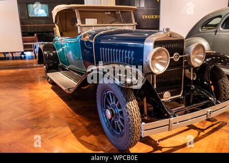 Dearborn, MI, USA - Mars 2019 : La 1927 Cadillac LaSalle roadster présenté dans le Henry Ford Museum of American Innovation. Banque D'Images