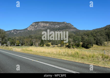 Vue panoramique le long de la route dans l'arrière-pays de la Gold Coast, près de Parc National de Springbrook, Queensland, Queensland, Australie Banque D'Images