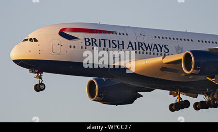 Richmond, Colombie-Britannique, Canada. 16Th Jun 2019. Un British Airways Airbus A380-800 G-XLEB) Avion de ligne airborne en courte finale pour l'atterrissage. Credit : Bayne Stanley/ZUMA/Alamy Fil Live News Banque D'Images