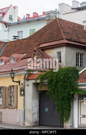 Sepikoda ou un ancien Smith dans la rue Olevimägi dans la vieille ville de Tallinn Banque D'Images