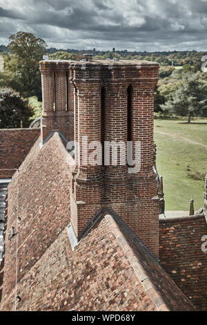 Fièrement assis dans le Kent's last cité médiévale deer park, Knole passés par image de la famille Sackville, qui vivent encore ici aujourd'hui. Banque D'Images