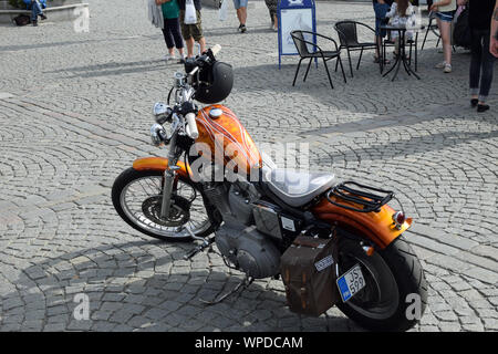 Les motos garées en Mäntä Messut bike show Mansen (Tampere juste piston en anglais), Tampere, Finlande Banque D'Images