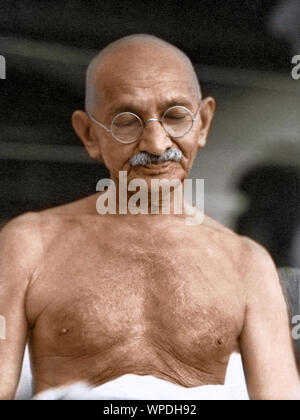 Mahatma Gandhi à la réunion de prière publique, Rungta House, Mumbai, Maharashtra, Inde, Asie, Septembre 1944 Banque D'Images