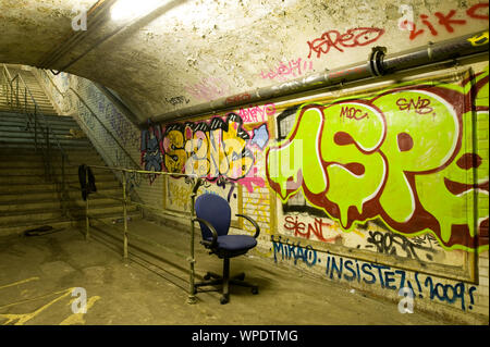 Paris, Métro, aufgelassene Gare Saint Martin - Paris, Métro, station St Martin abandonnés Banque D'Images