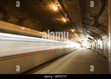 Paris, Métro, aufgelassene Gare Saint Martin - Paris, Métro, station St Martin abandonnés Banque D'Images