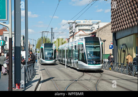 Paris, Tramway Villejuif - Rungis - Orly - Athis-Mons, T7 Banque D'Images