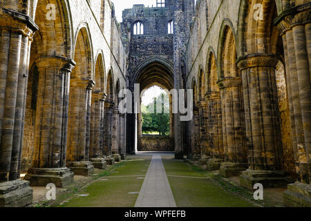 Kirkstall Abbey, Leeds Banque D'Images