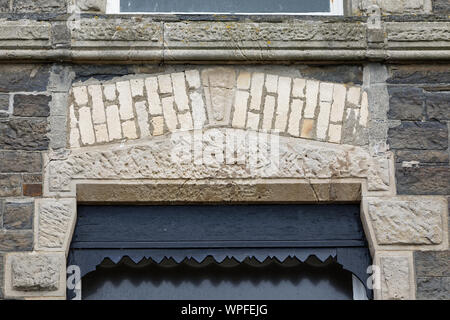 Sur la photo : Detial de l'avant de l'ancien poste de police à Aberystwyth, Pays de Galles, Royaume-Uni. Le mercredi 28 août 2019 Re : Ouvert 1866, construite par l'Hafod Hotel Banque D'Images