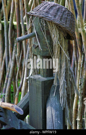 L'art rural, village polonais, figure en bois, de l'Europe Banque D'Images