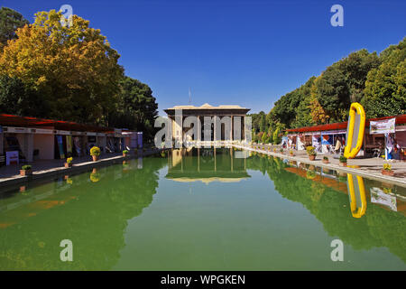 Isfahan / Iran - 03 Oct 2012 : Chehel Sotoun à Isfahan, Iran Banque D'Images