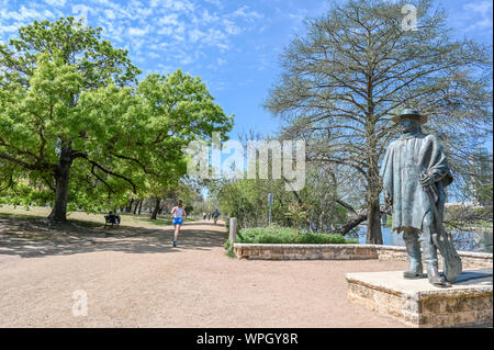 Sculpture de Stevie Ray Vaughan Metropolitan Park Town Lake à Austin, Texas. Il s'agit d'une légende née de guitare blues je Dallas, TX. Banque D'Images