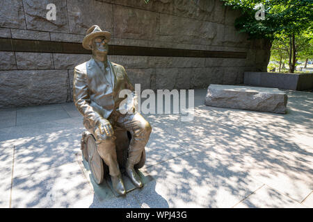 Washington, DC - 6 août 2019 : Statue de Franklin Roosevelt assis dans son fauteuil roulant dans le Franklin Roosevelt Memorial Banque D'Images