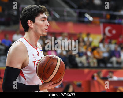 Dongguan, la province chinoise du Guangdong. Sep 9, 2019. L'IDEC Osman de la Turquie réagit pendant le match du groupe O entre la Turquie et la Nouvelle-Zélande à la Coupe du Monde de la FIBA 2019 à Dongguan, province du Guangdong en Chine du Sud, 9 septembre 2019. Credit : Deng Hua/Xinhua/Alamy Live News Banque D'Images