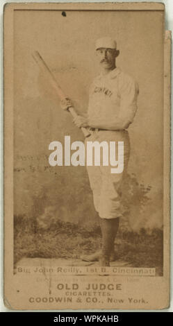 Long John Reilly, Cincinnati, Bas rouge portrait carte de base-ball Banque D'Images