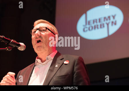 Le Rock Tour, Route Tufnell Park, Royaume-Uni. 10 Septembre, 2015. Jeremy Corbyn MP assiste à un rassemblement à la roche dans la tour, Tufnell Park au nord de Londres. Le ve Banque D'Images