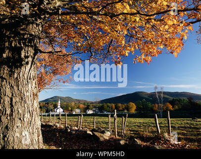 Tamworth Village du New Hampshire en automne Banque D'Images