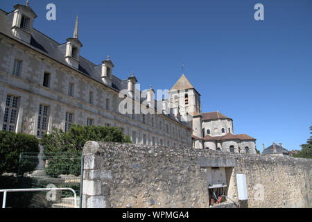 Église abbatiale de Saint-Savin sur Gartempe dans la Vienne région en France Banque D'Images