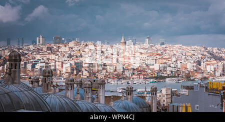 Vue de la mosquée Suleymaniye au Bosphore, Istanbul, Turquie Banque D'Images