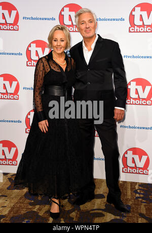 Martin Kemp et Shirlie Holliman participant à la TV Choice Awards s'est tenue à l'hôtel Hilton, Park Lane, London. Banque D'Images