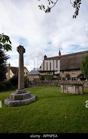 St Michael's Church, Axmouth, Devon. Banque D'Images