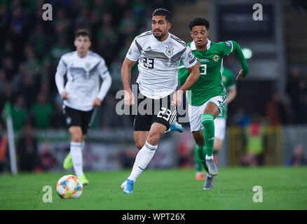 Duels, duel Emre pouvez (Allemagne) et Jamal Lewis (Irlande du Nord). GES/football/Qualification EURO : l'Irlande du Nord - Allemagne, 09.09.2019 Football/soccer : qualificatifs européens : l'Irlande du Nord contre l'Allemagne, à Belfast, le 9 septembre 2019 | dans le monde d'utilisation Banque D'Images