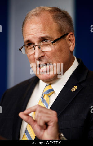 Washington, USA. Sep 9, 2019. Agissant Customs and Border Protection (CBP) Commissaire Mark Morgan parle au cours d'un point de presse à la Maison Blanche à Washington, DC, États-Unis, le 9 septembre 2019. Les États-Unis ont arrêté ou détourné 64 000 personnes à la frontière sud en août, l'enregistrement d'un troisième mois consécutif de baisse, selon un officiel lundi. Source : Xinhua/Shen Ting Banque D'Images